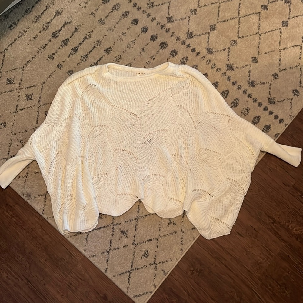 White Poncho with Sleeve